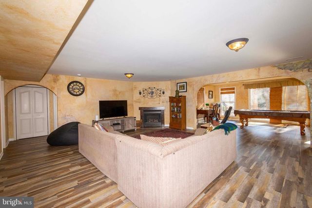 5501 HICKORY TREE LN, Mineral, VA 23117