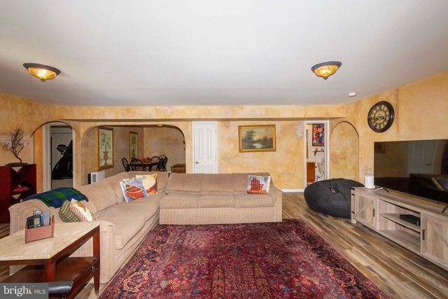 5501 HICKORY TREE LN, Mineral, VA 23117