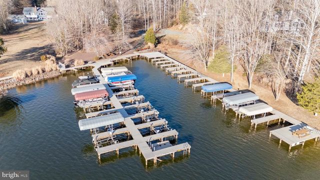 5501 HICKORY TREE LN, Mineral, VA 23117