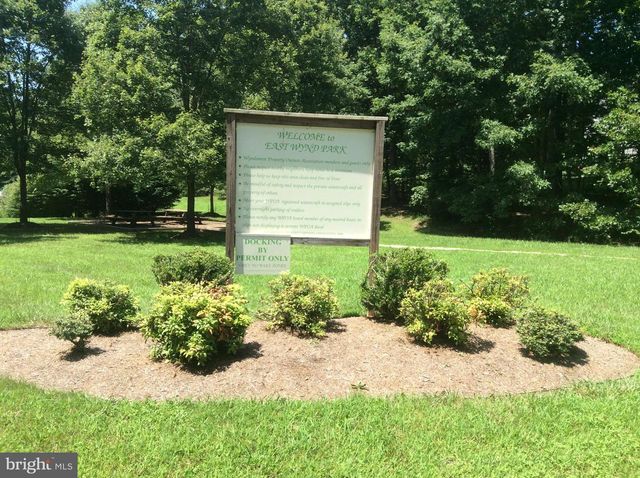 5501 HICKORY TREE LN, Mineral, VA 23117