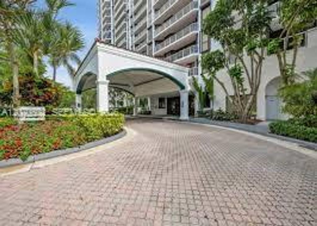 3640 Yacht Club Drive 908, Aventura, FL 33180