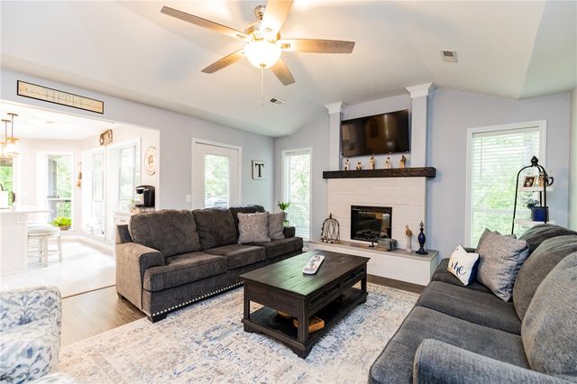 13679 Tally Gate Road, Springdale, AR 72762