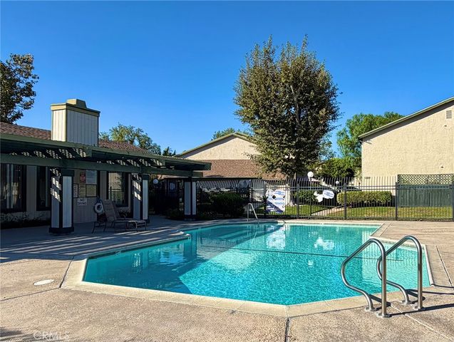 23216 Orange Ave 7, Lake Forest, CA 92630