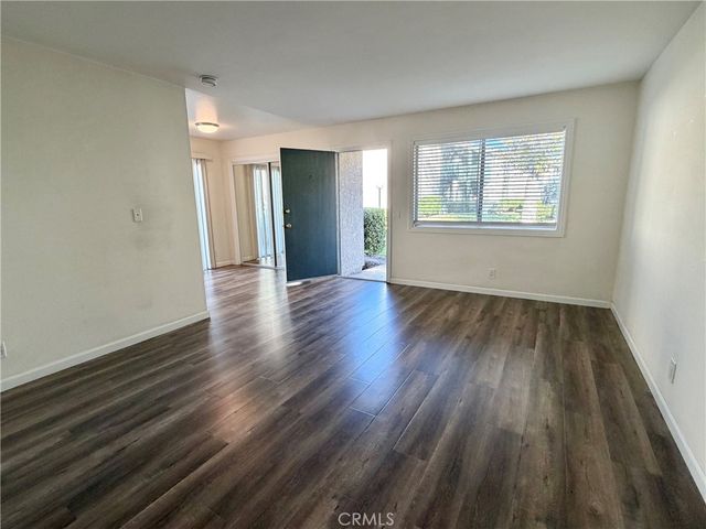 23216 Orange Ave 7, Lake Forest, CA 92630