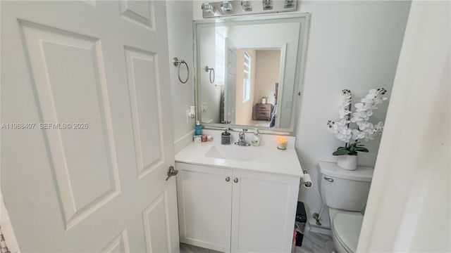 3318 W 106th Ter, Hialeah, FL 33018