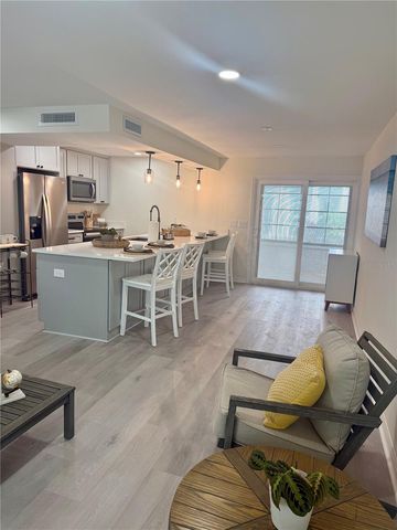 337 REX PLACE B, Madeira Beach, FL 33708