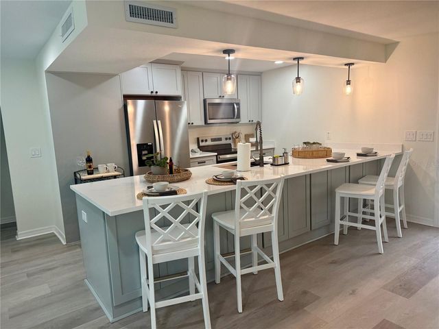 337 REX PLACE B, Madeira Beach, FL 33708