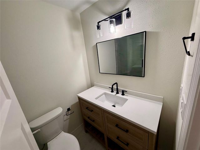 337 REX PLACE B, Madeira Beach, FL 33708