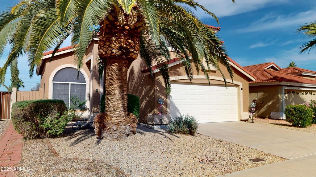 7804 W JULIE Drive, Glendale, AZ 85308