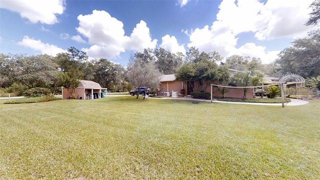 8614 W VARRICCHIO LANE, Crystal River, FL 34428