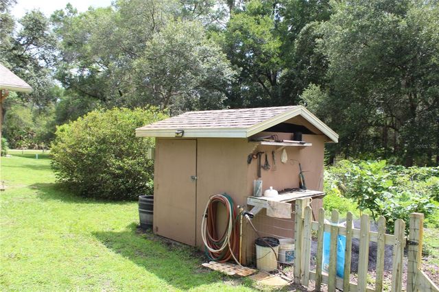 8614 W VARRICCHIO LANE, Crystal River, FL 34428