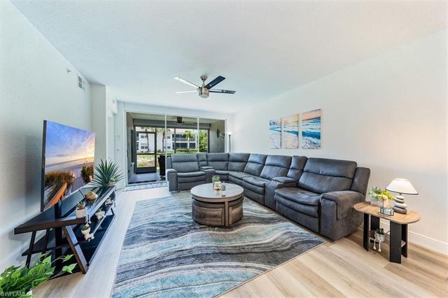 6914 Satinleaf RD N 103, Naples, FL 34109