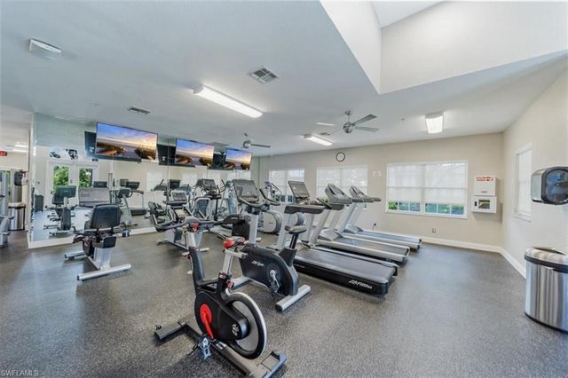 6914 Satinleaf RD N 103, Naples, FL 34109