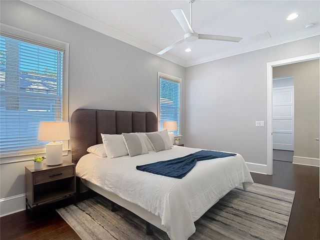 4306 W JETTON AVENUE, Tampa, FL 33629