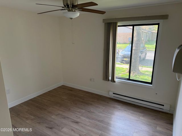 218 Medford Court A, Manalapan, NJ 07726