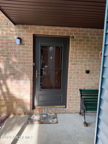 218 Medford Court A, Manalapan, NJ 07726