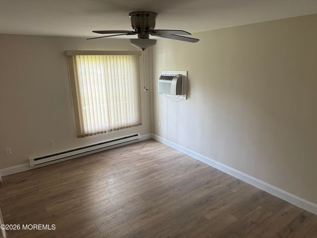 218 Medford Court A, Manalapan, NJ 07726