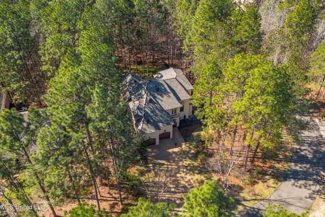 28 Fieldstone, Hattiesburg, MS 39402