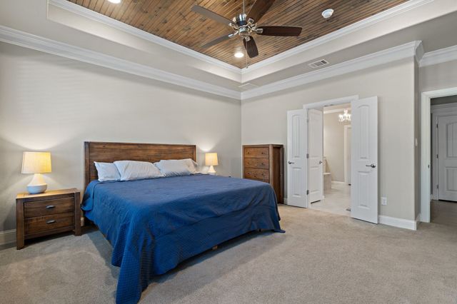 319 Turner Circle, Granbury, TX 76048