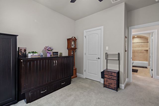 319 Turner Circle, Granbury, TX 76048