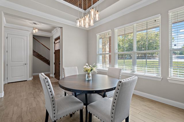 319 Turner Circle, Granbury, TX 76048