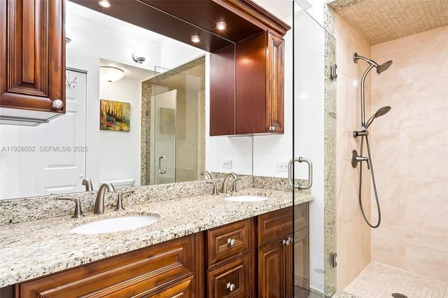 17150 N Bay Rd 2618, Sunny Isles Beach, FL 33160