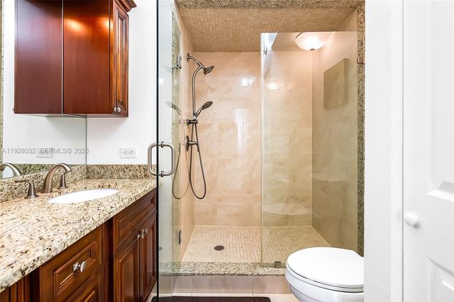 17150 N Bay Rd 2618, Sunny Isles Beach, FL 33160