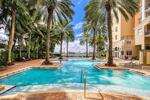 17150 N Bay Rd 2618, Sunny Isles Beach, FL 33160