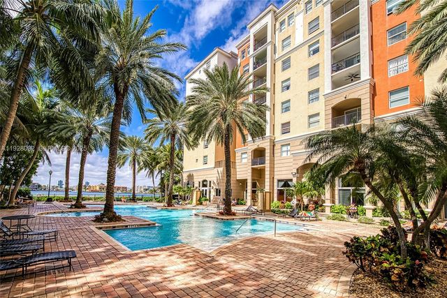 17150 N Bay Rd 2618, Sunny Isles Beach, FL 33160