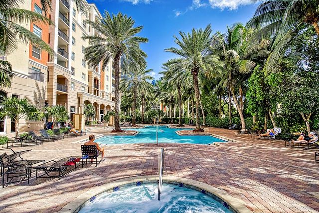 17150 N Bay Rd 2618, Sunny Isles Beach, FL 33160