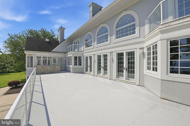 2562 CARROLLTON RD, Annapolis, MD 21403