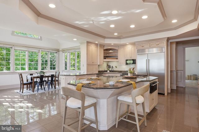 2562 CARROLLTON RD, Annapolis, MD 21403
