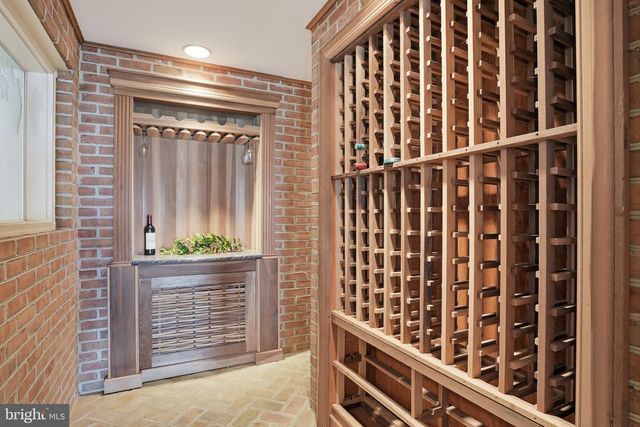 2562 CARROLLTON RD, Annapolis, MD 21403