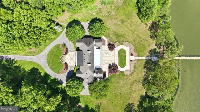 2562 CARROLLTON RD, Annapolis, MD 21403