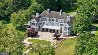 2562 CARROLLTON RD, Annapolis, MD 21403