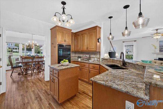 135 Pebblebrook Circle, Madison, AL 35758