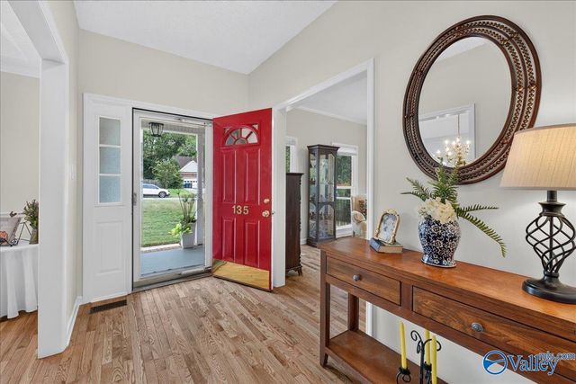 135 Pebblebrook Circle, Madison, AL 35758