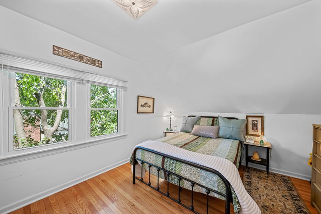 7816 Blazer Avenue, Justice, IL 60458