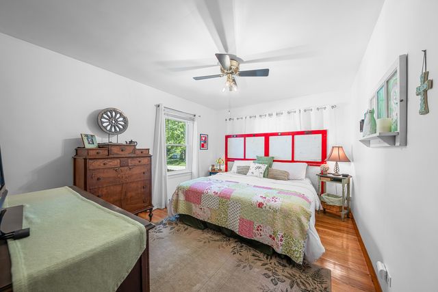 7816 Blazer Avenue, Justice, IL 60458