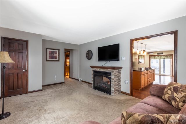 427 Walck Rd, North Tonawanda, NY 14120