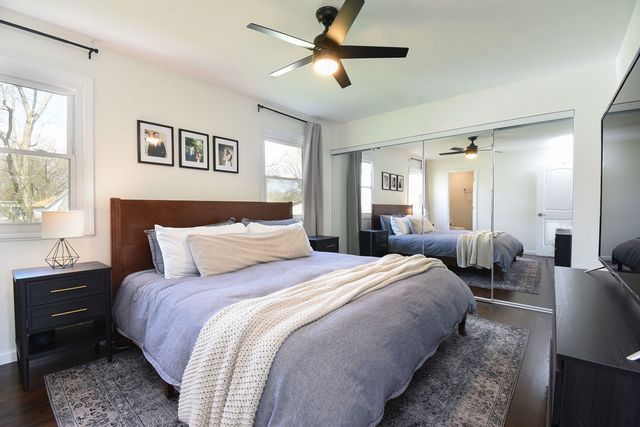 1112 N Old Bridge Road, Palatine, IL 60067