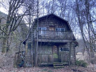 94296 HORTON Rd, Blachly, OR 97412