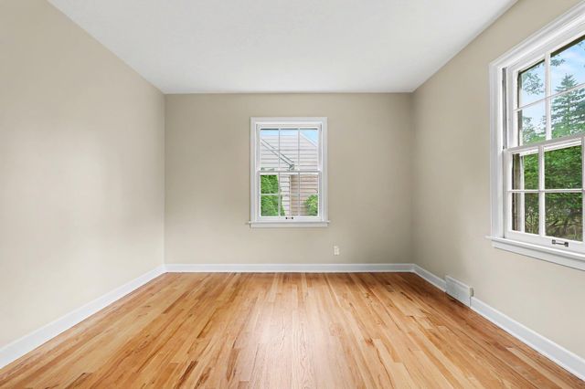 1725 Avalon Avenue, Saginaw Twp, MI 48638