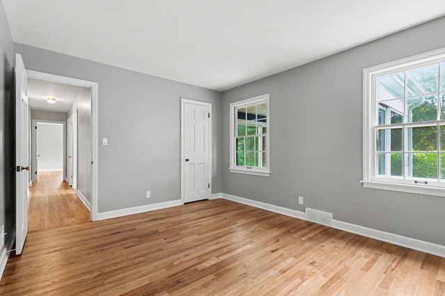 1725 Avalon Avenue, Saginaw Twp, MI 48638