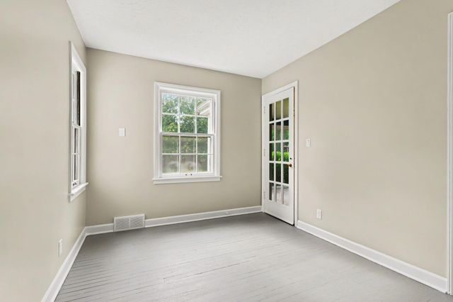 1725 Avalon Avenue, Saginaw Twp, MI 48638