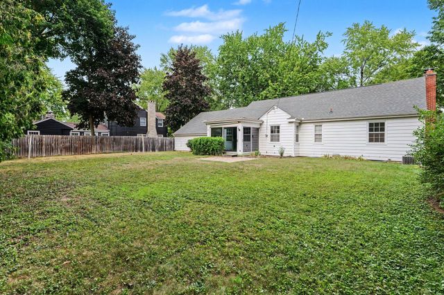 1725 Avalon Avenue, Saginaw Twp, MI 48638
