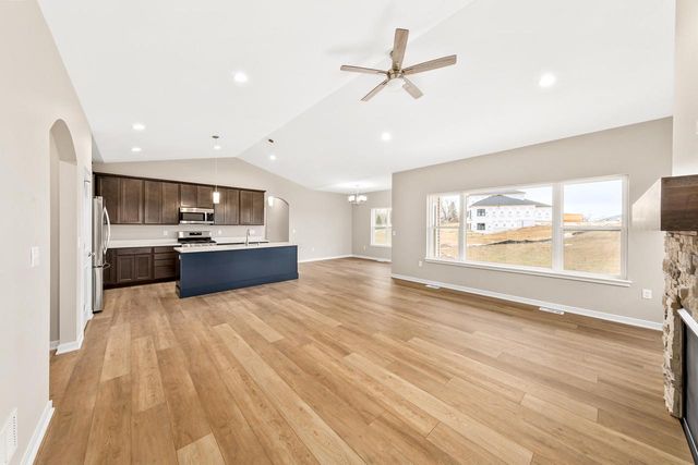 1508 Mila WAY, Burlington, WI 53105