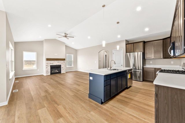 1508 Mila WAY, Burlington, WI 53105