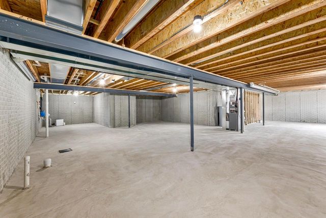 1508 Mila WAY, Burlington, WI 53105