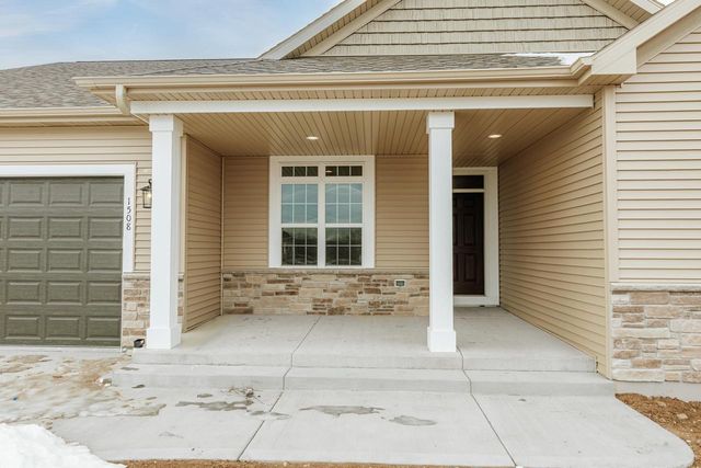 1508 Mila WAY, Burlington, WI 53105
